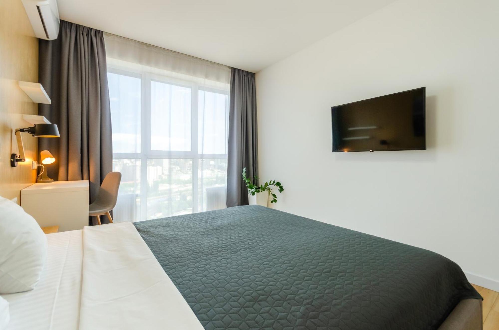 Petrovdom 205-206 Panoramic City View Apartments At Rc Kvartet, Central Railway Station Kiev Exterior foto